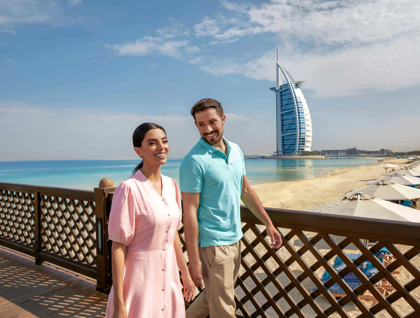 زن و مرد هتل دبی